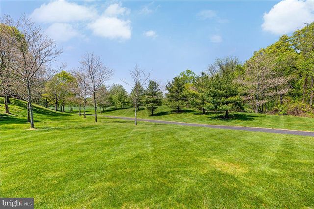 31 ARISTOTLE WAY, East Windsor, NJ 08512