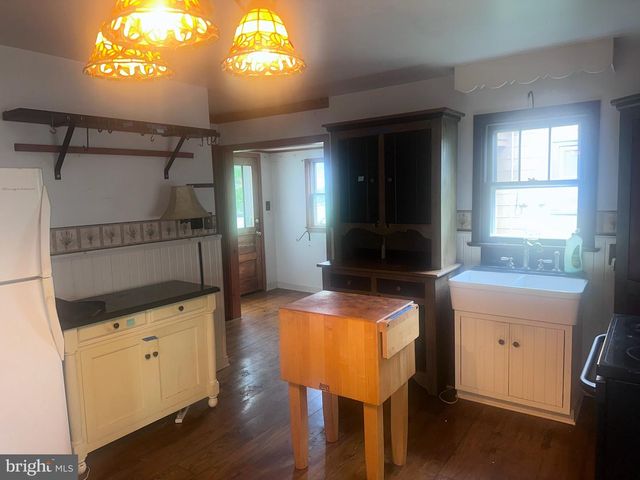 134 N SPRING GARDEN ST, Carlisle, PA 17013