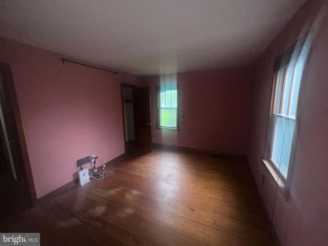 134 N SPRING GARDEN ST, Carlisle, PA 17013