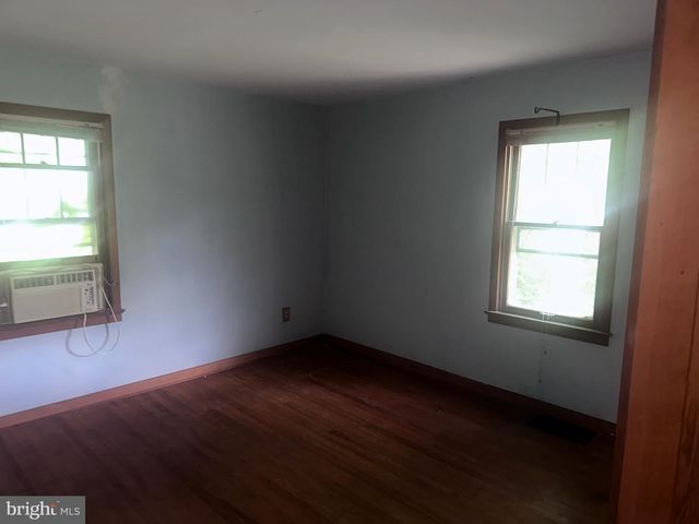 134 N SPRING GARDEN ST, Carlisle, PA 17013