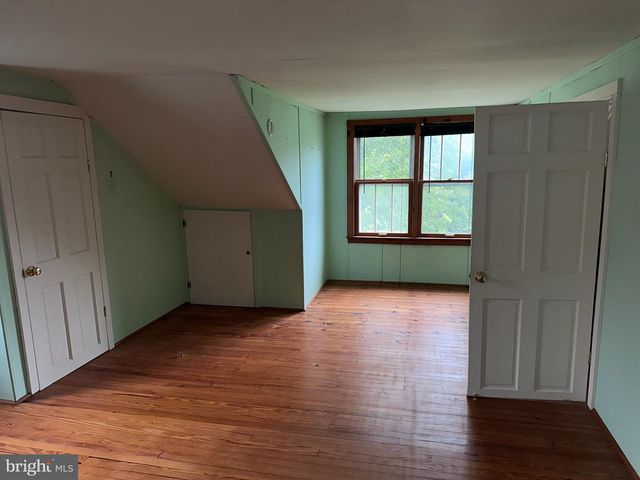 134 N SPRING GARDEN ST, Carlisle, PA 17013