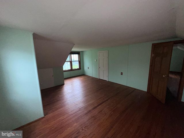 134 N SPRING GARDEN ST, Carlisle, PA 17013