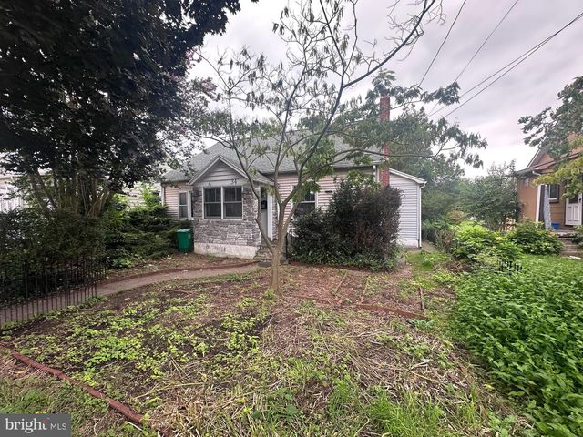 134 N SPRING GARDEN ST, Carlisle, PA 17013