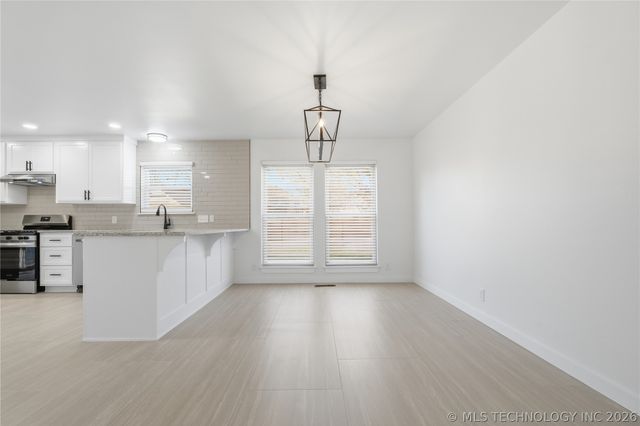 7440 S 86th East Avenue, Tulsa, OK 74133