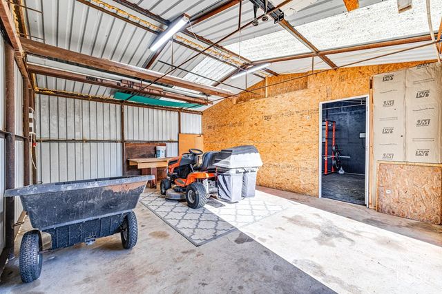 302 Key Street, Bronte, TX 76933