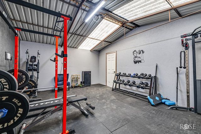 302 Key Street, Bronte, TX 76933