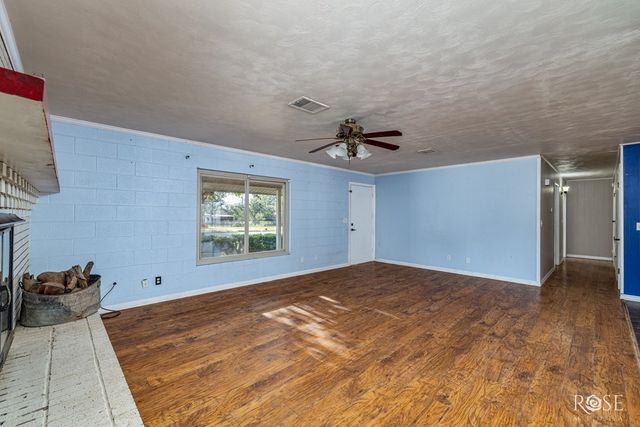 302 Key Street, Bronte, TX 76933