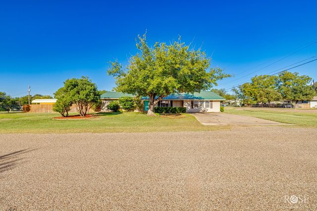 302 Key Street, Bronte, TX 76933