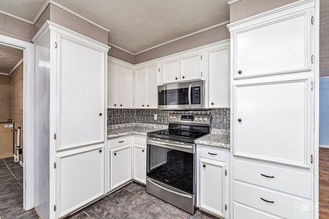 302 Key Street, Bronte, TX 76933