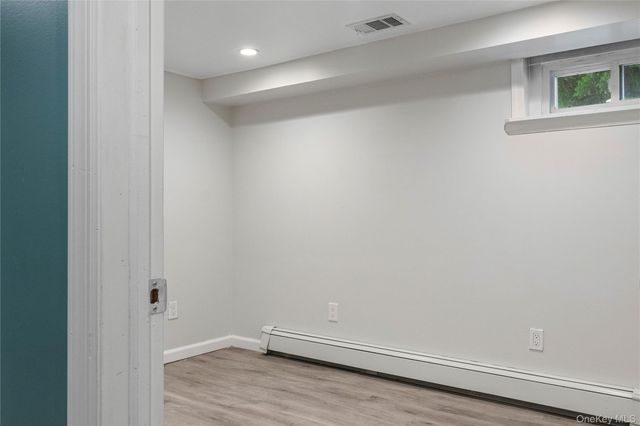 75 Linden Boulevard, Hicksville, NY 11801