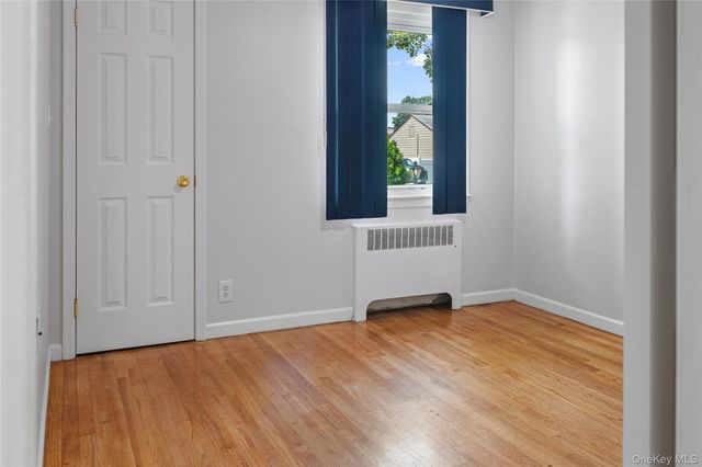 75 Linden Boulevard, Hicksville, NY 11801