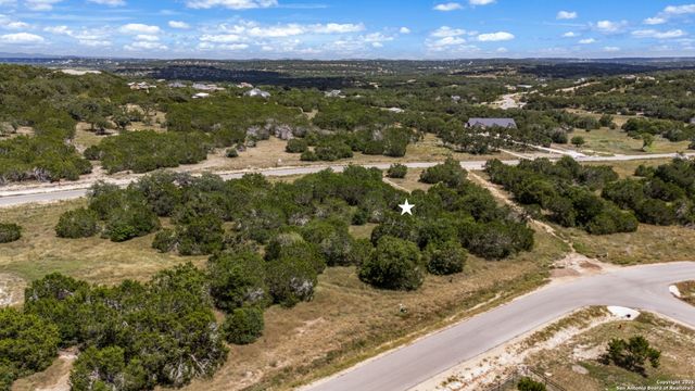 1750 Paradise Pkwy, Canyon Lake, TX 78133