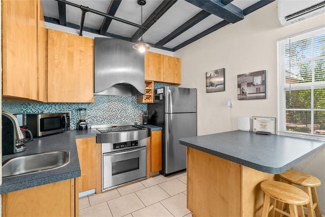 5407 29TH AVENUE S, Gulfport, FL 33707