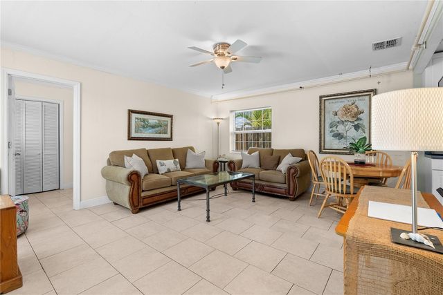 5407 29TH AVENUE S, Gulfport, FL 33707