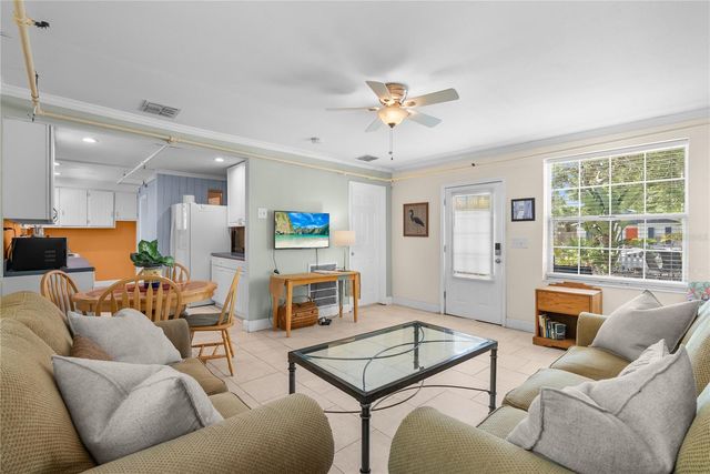 5407 29TH AVENUE S, Gulfport, FL 33707
