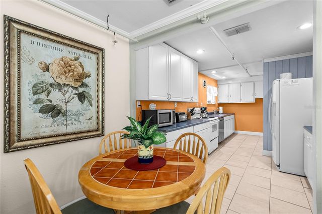 5407 29TH AVENUE S, Gulfport, FL 33707
