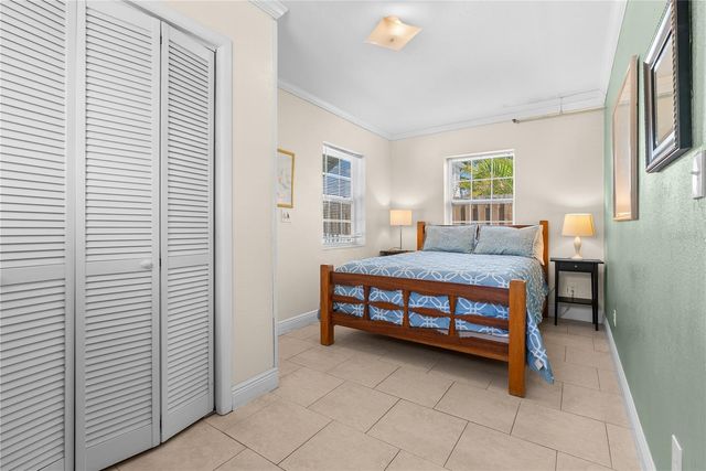 5407 29TH AVENUE S, Gulfport, FL 33707