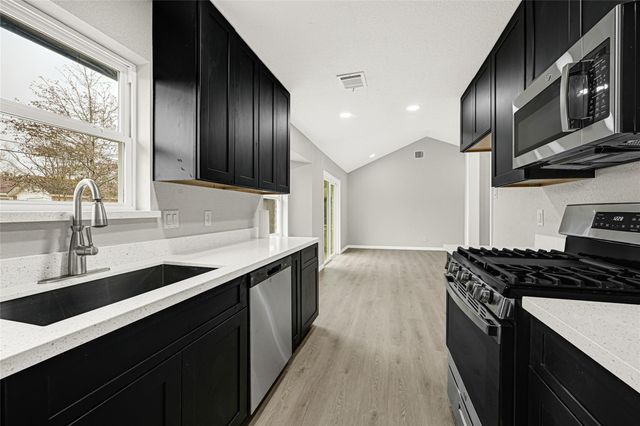 631 Branding Iron Lane, Houston, TX 77060