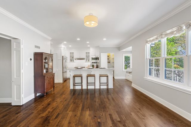 155 S ROSE RD, Memphis, TN 38117