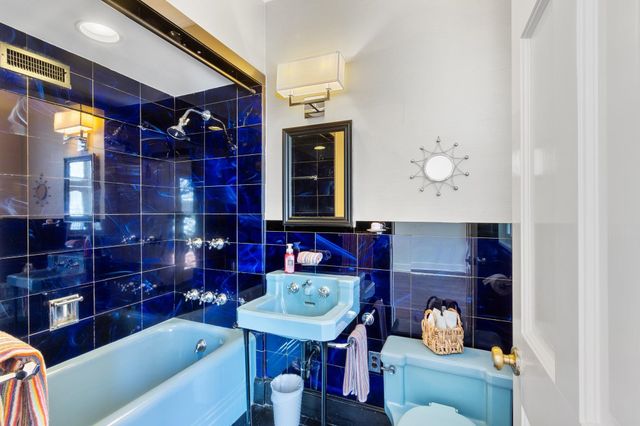 155 S ROSE RD, Memphis, TN 38117