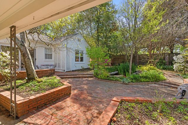 155 S ROSE RD, Memphis, TN 38117