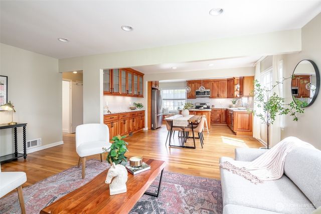 3143 S 18th Street, Tacoma, WA 98405