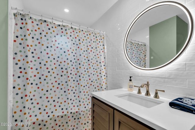 2225 Riviera Parkway, Point Pleasant, NJ 08742