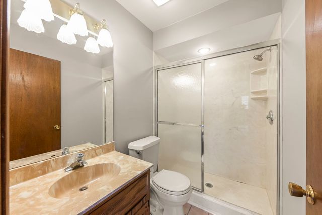 419 W Evergreen Street, Wheaton, IL 60187