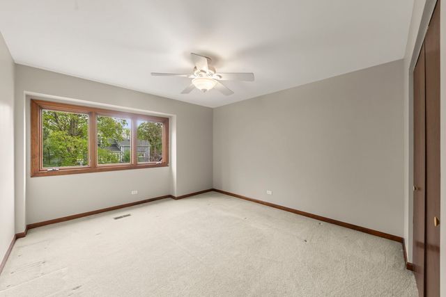 419 W Evergreen Street, Wheaton, IL 60187
