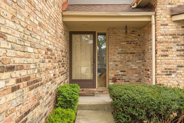 419 W Evergreen Street, Wheaton, IL 60187