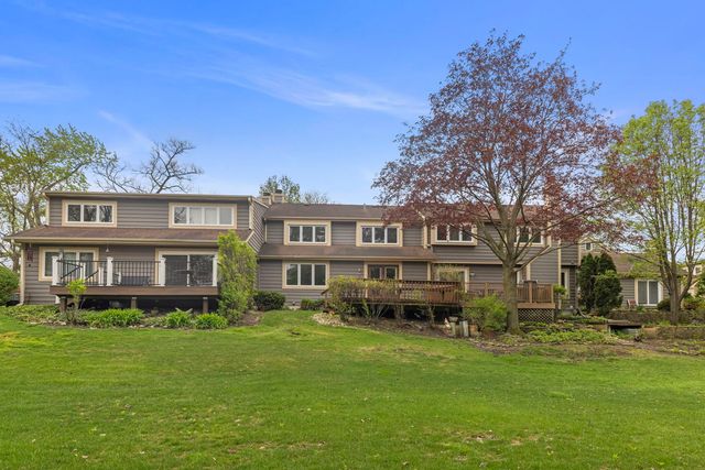 419 W Evergreen Street, Wheaton, IL 60187