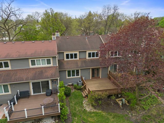 419 W Evergreen Street, Wheaton, IL 60187