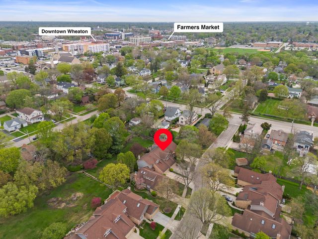 419 W Evergreen Street, Wheaton, IL 60187