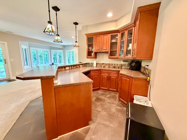 7511 Eagle Crest Drive, Johnston, IA 50131