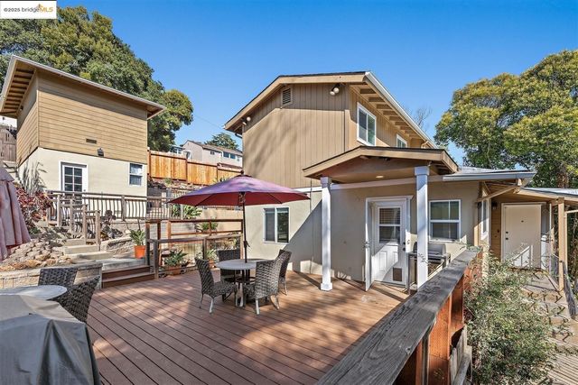 9244 Golf Links RD, Oakland, CA 94605