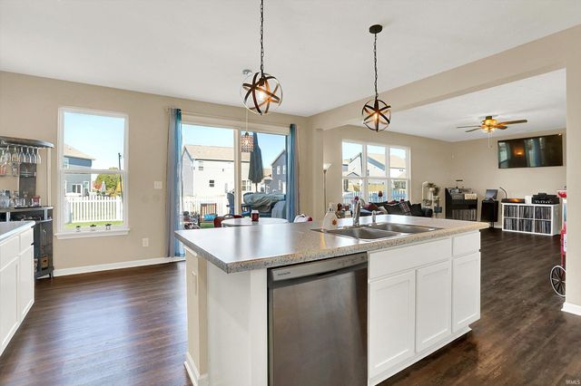 2087 Mach Lane, Franklin, IN 46131