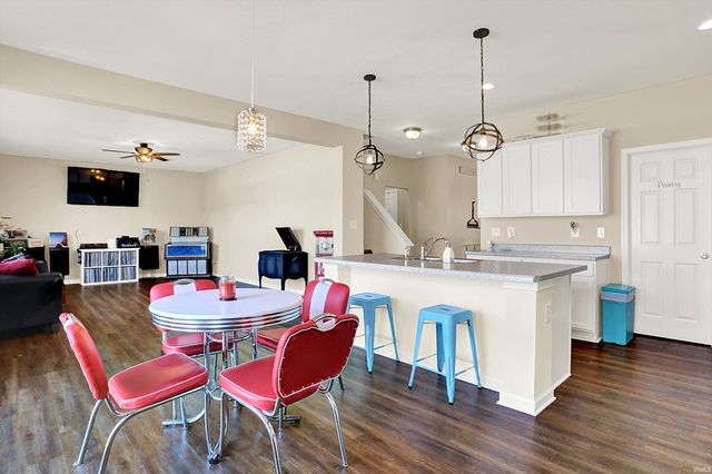 2087 Mach Lane, Franklin, IN 46131