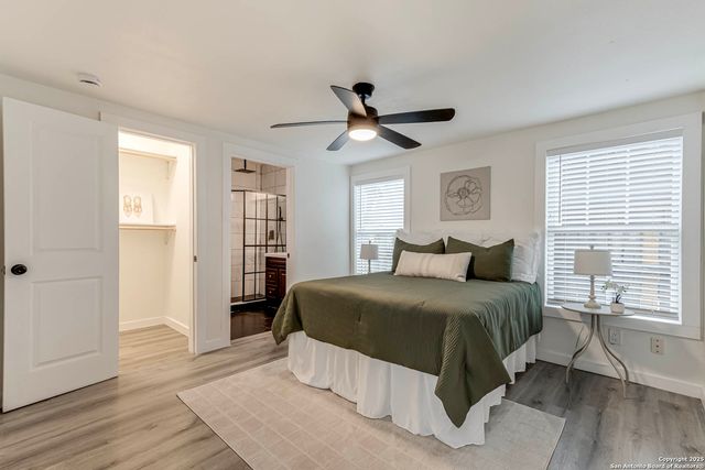 324 Overlook Rd, San Antonio, TX 78233