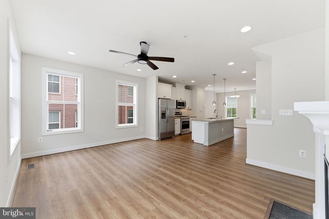 169 KANDINSKY LOOP, Silver Spring, MD 20906