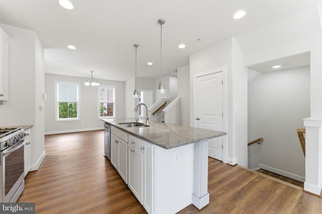 169 KANDINSKY LOOP, Silver Spring, MD 20906