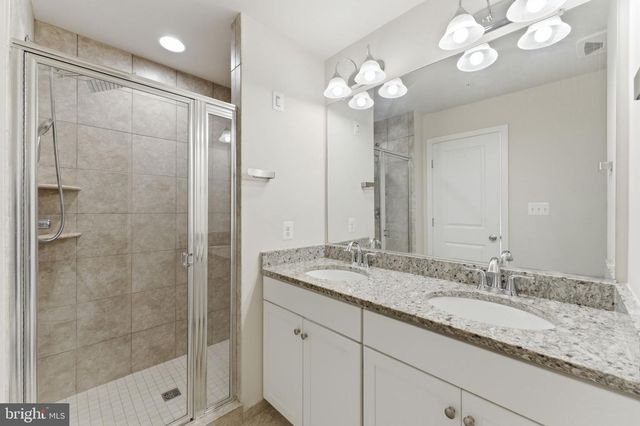 169 KANDINSKY LOOP, Silver Spring, MD 20906