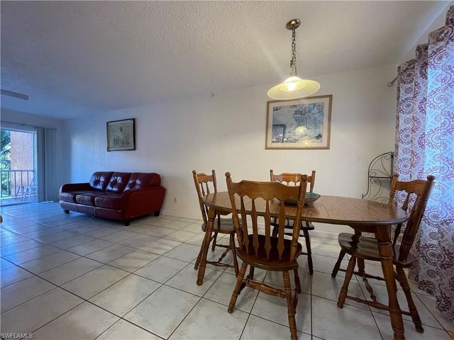 2366 E Mall DR # 304, Fort Myers, FL 33901