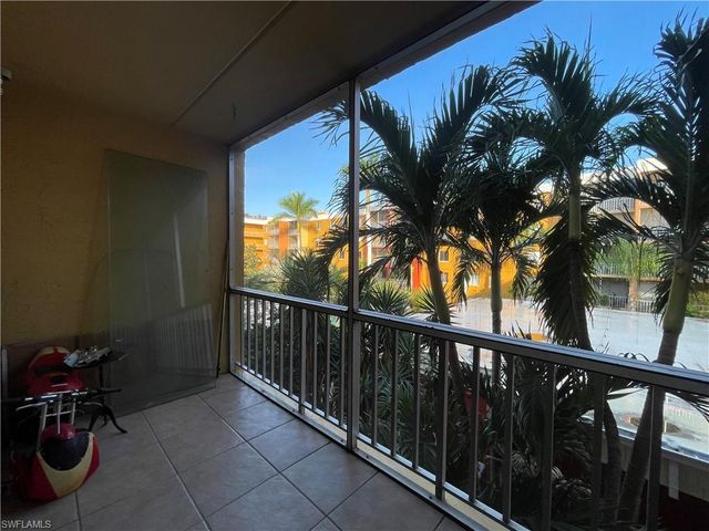 2366 E Mall DR # 304, Fort Myers, FL 33901