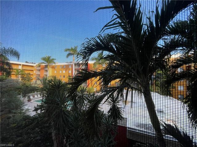 2366 E Mall DR # 304, Fort Myers, FL 33901