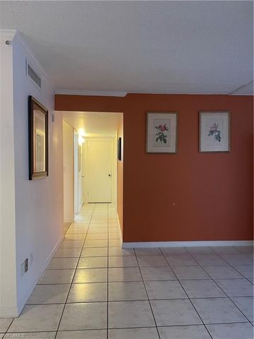 2366 E Mall DR # 304, Fort Myers, FL 33901