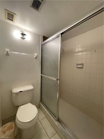 2366 E Mall DR # 304, Fort Myers, FL 33901