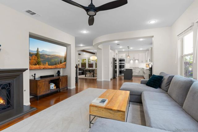 7256 Caribou Ct, San Diego, CA 92129