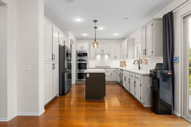 7256 Caribou Ct, San Diego, CA 92129