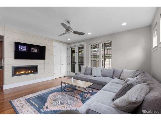 965 S Clarkson St, Denver, CO 80209