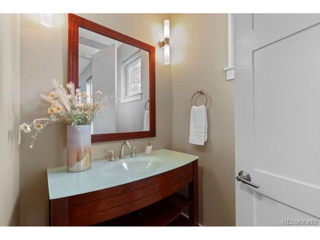 965 S Clarkson St, Denver, CO 80209